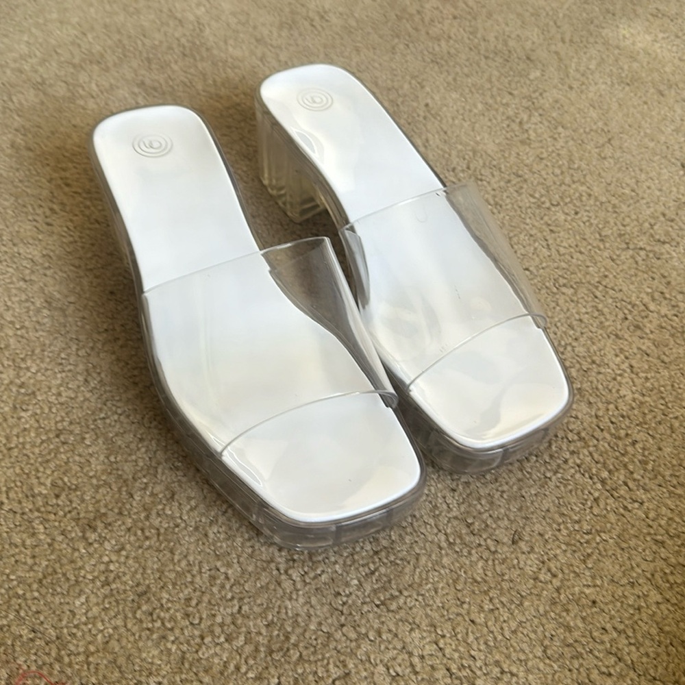 clogs